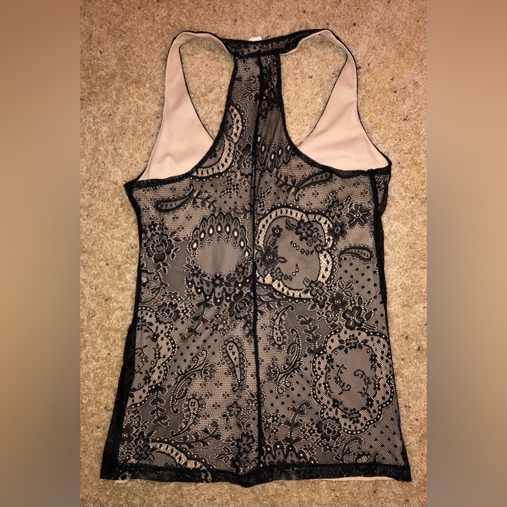Charlotte Russe Size Medium top EUC Fully lined halter neckline. EUC - Picture 6 of 7